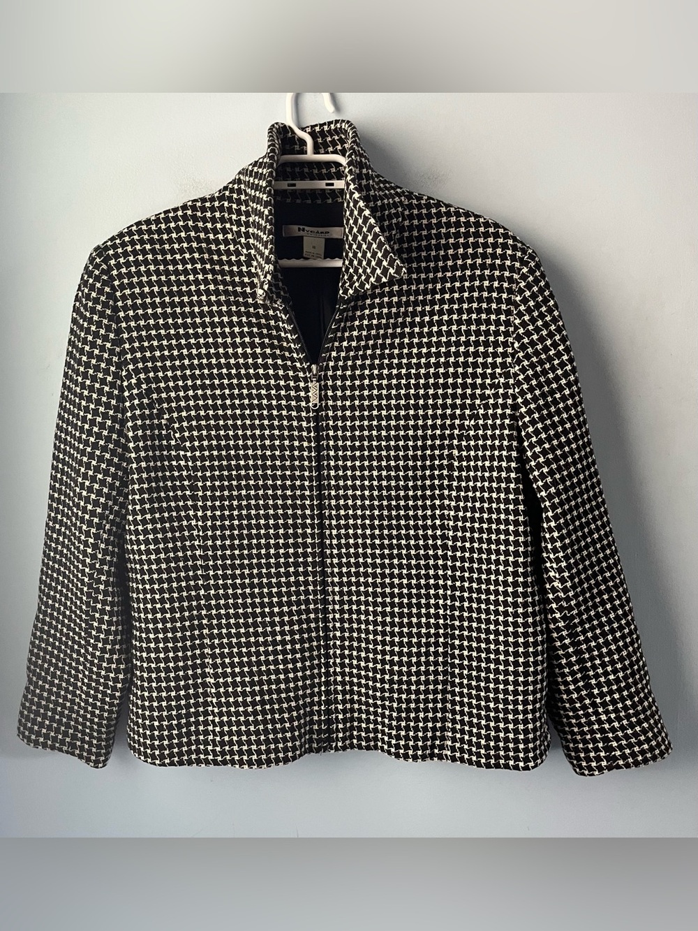 Nygard Collection Black & White Houndstooth 70% Wool Zip-Front Jacket Size 16